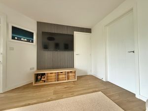 Photo 1- click for photo gallery